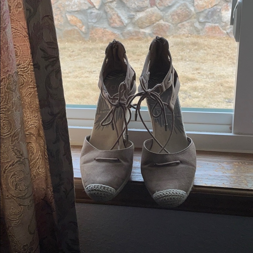 COPY - Wedges!!! Worn but taken care of good!